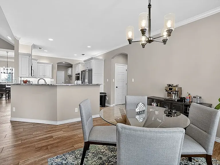 1209 Rhett Dr — Photo 7