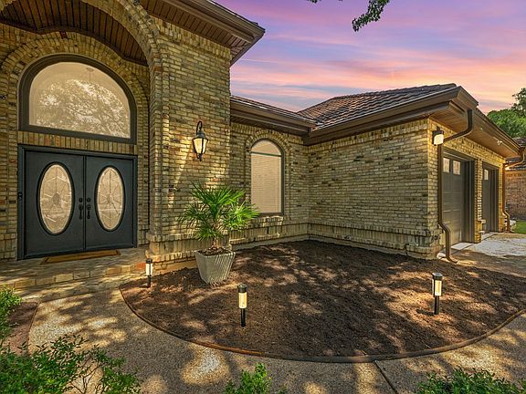 4th image of 10101 Jupiter Hills Dr