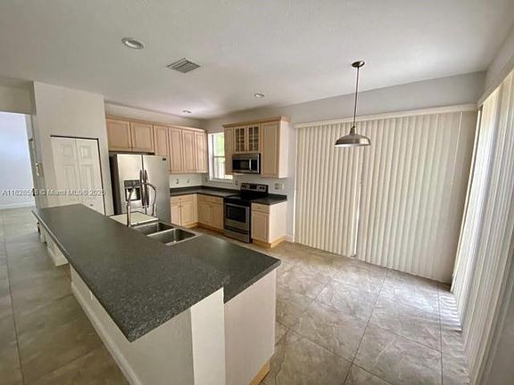 3rd image of 9457 NW 47th Ter