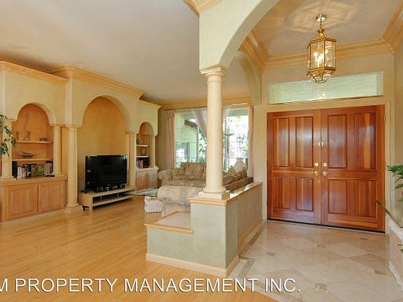 5th image of 3673 Meadowlands Ln