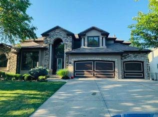 420 Southshore Dr, Lake Winnebago, MO 64034