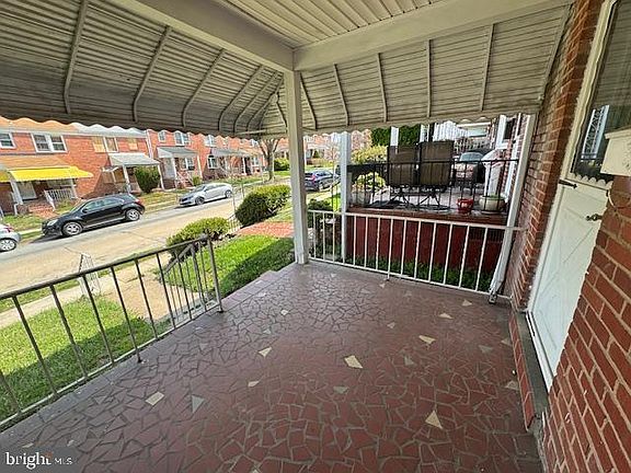 2nd image of 1418 N Linwood Ave