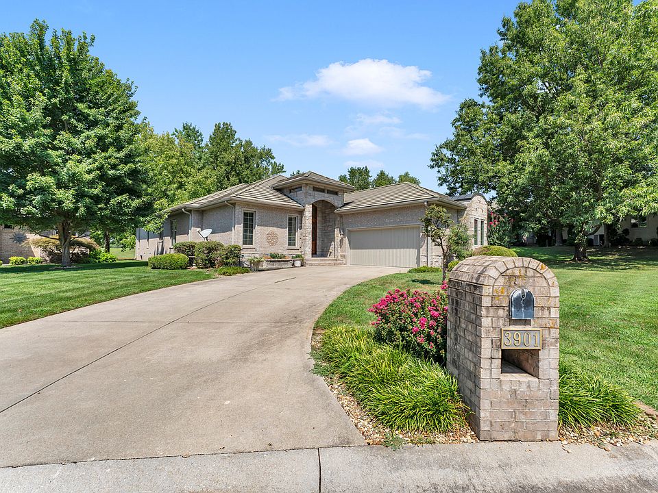 1st image of 3901 E Villa Way