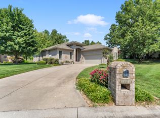 3901 Villa Way, Springfield, MO 65809