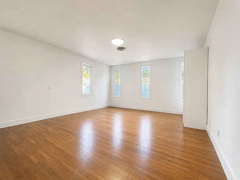 934 El Campo Dr — Photo 21