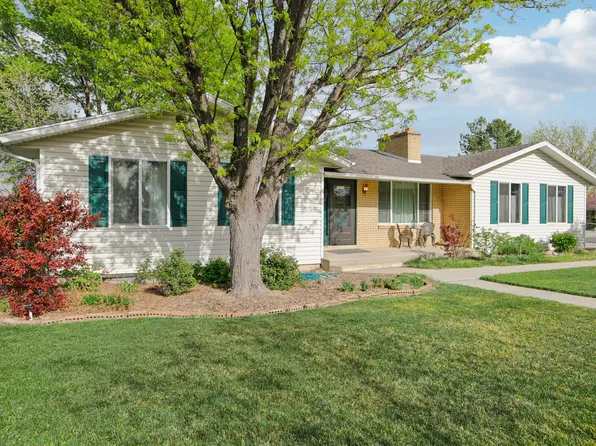 8041 S Bueno Vista Dr, West Jordan, UT 84088