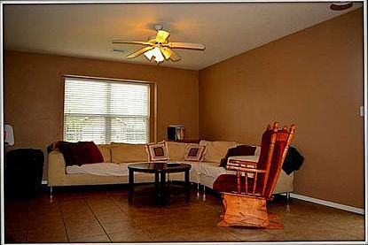 3rd image of 1346 S Holland Dr