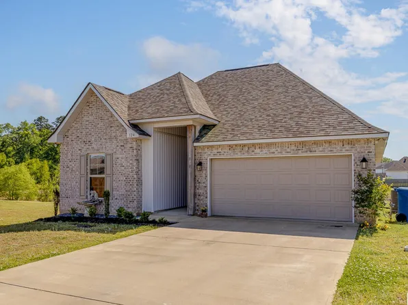 124 Pine Lake Rd, Calhoun, LA 71225