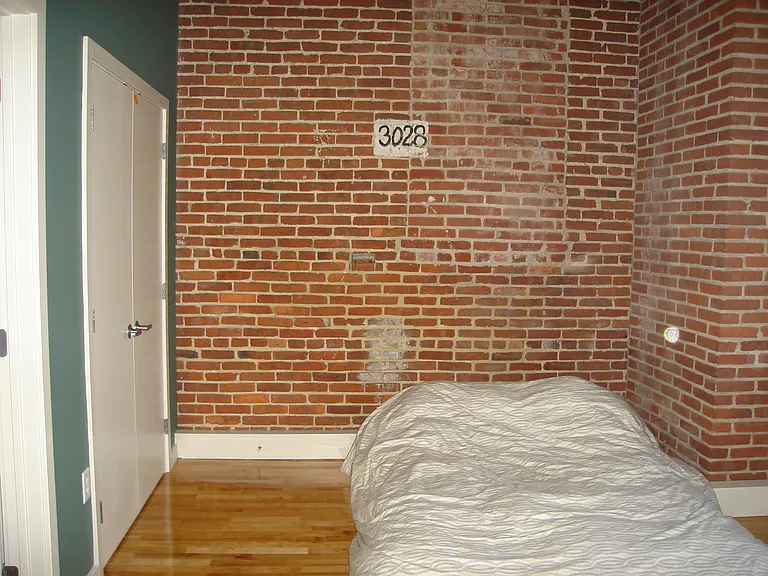 425 N Prince St #312 — Photo 3