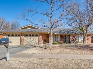 5724 68th St, Lubbock, TX 79424