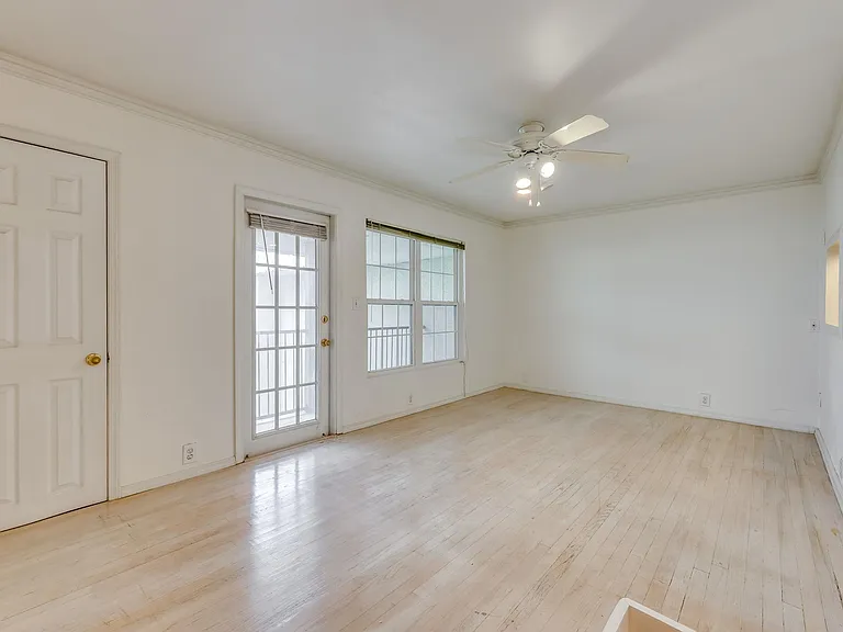 910 Duncan Ln #50 — Photo 11