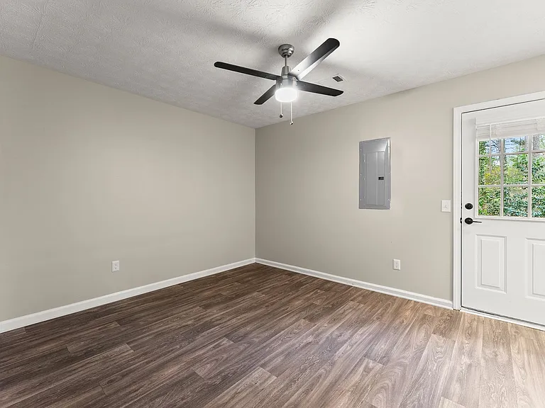 Brookwood Townhomes — Photo 3