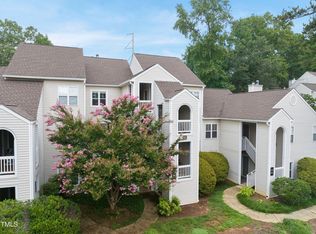 6020 Winterpointe Ln APT 202, Raleigh, NC 27606