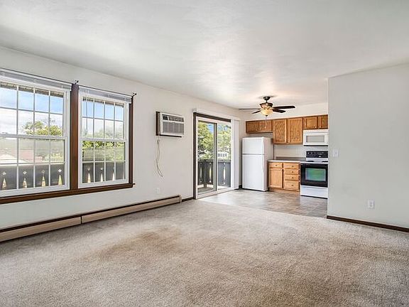 3rd image of 1835 Michigan Ave W APT 5