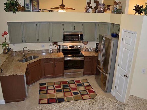 5th image of 3006 Magdalene Woods Dr