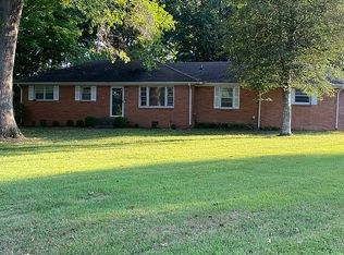 623 Jefferson Ave, Gallatin, TN 37066