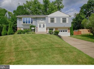 101 Round Hill Rd, Voorhees, NJ 08043