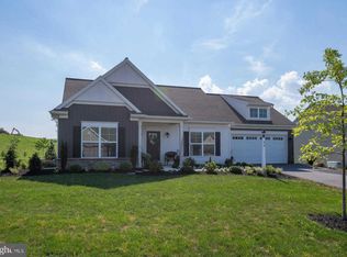 34 Rosebush Ct, Womelsdorf, PA 19567