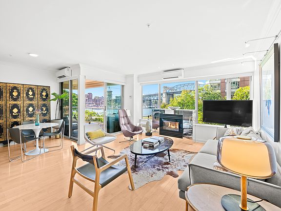 5th image of 1600 Hornby St #3XX
