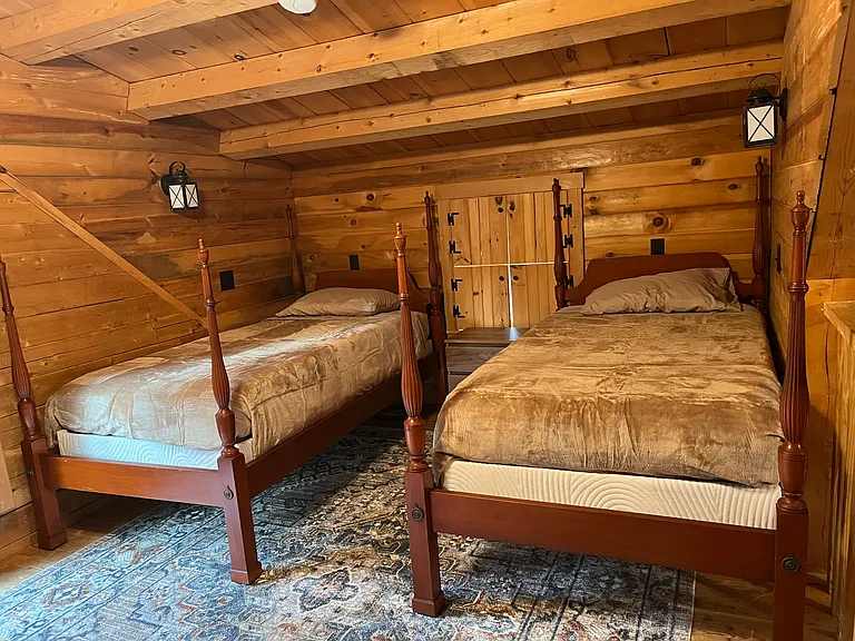 215 Coach Rd — Photo 8
