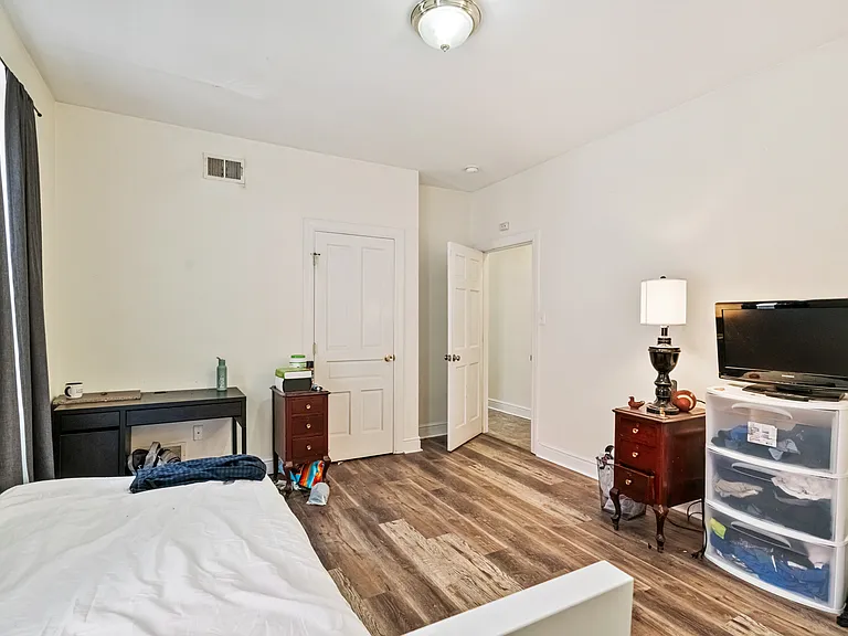 2128 E Carson St #B — Photo 15