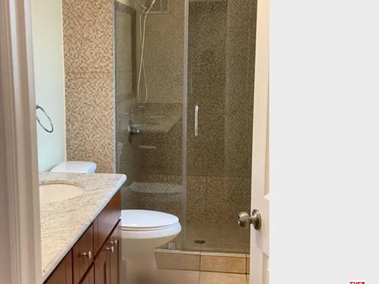 8120 Winsford Ave — Photo 19