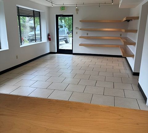 Front Entry with Shelving