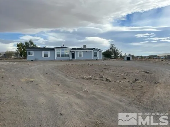5000 Pueblo Dr, Stagecoach, NV 89429