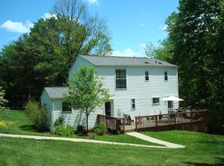 3725 Northfield Dr, Gibsonia, PA 15044
