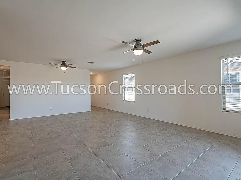 10611 Halsey Dr — Photo 16