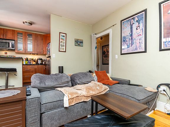 4th image of 286-288 Cambridge St #8