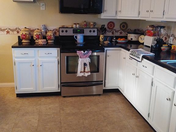 4th image of 603 3rd St E