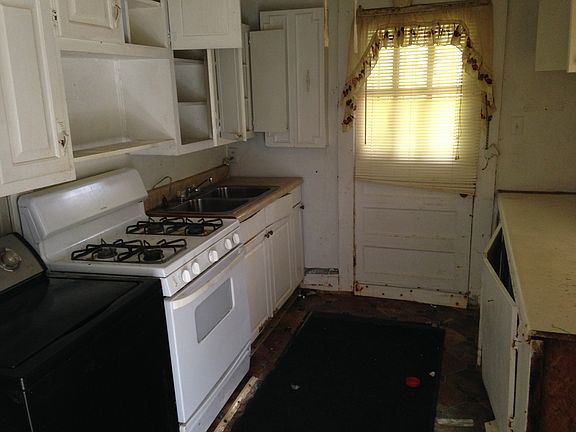5th image of 5500 Denson Blvd