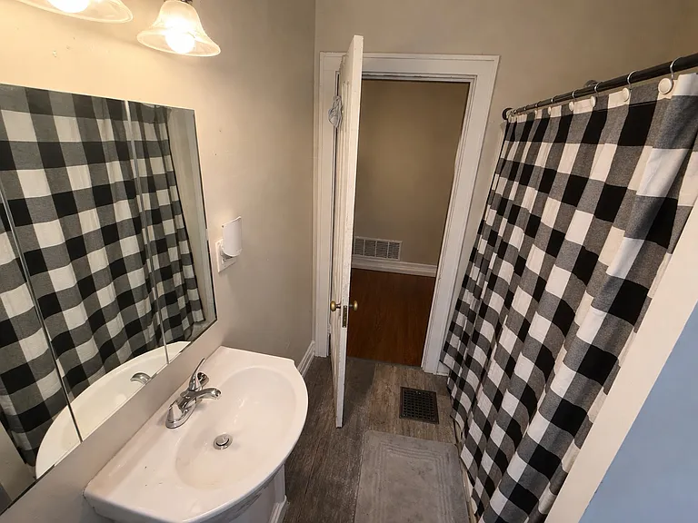 5146 Montgomery Rd #2 — Photo 10