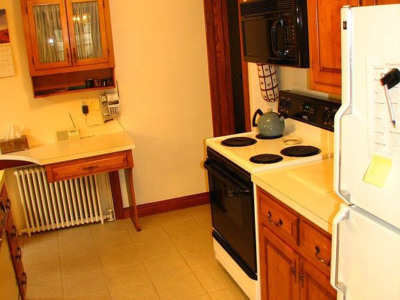 another view of kitchen