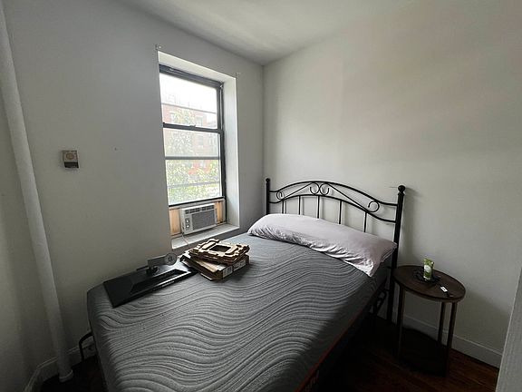 5th image of 203 1st Ave APT 1