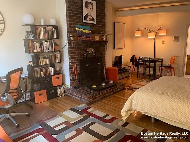 240 Marlborough St #B — Photo 4