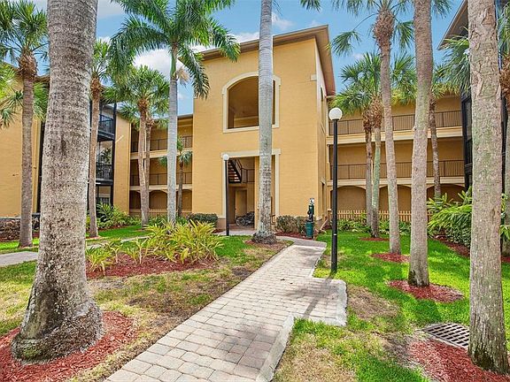 3rd image of 4333 BAYSIDE VILLAGE DRIVE #322