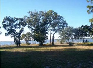349 E Bay Dr, Eastpoint, FL 32328