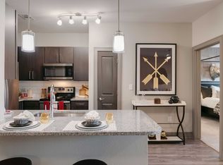 Cortland Luxe Shadow Creek, Pearland, TX 77584