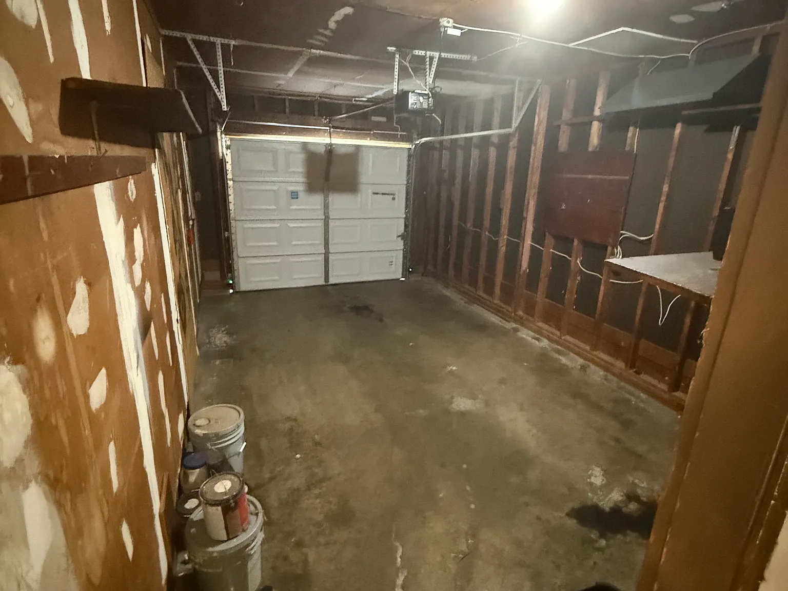 3 bed, 1800 sqft, $1,600 — Photo 2