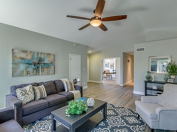 4th image of 6938 E Grandview Dr