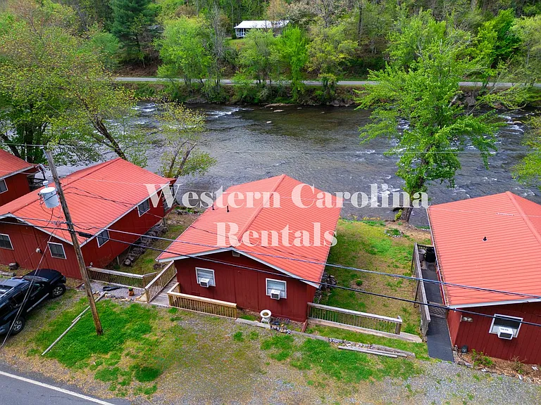 1169 Mockingbird Ln — Photo 6