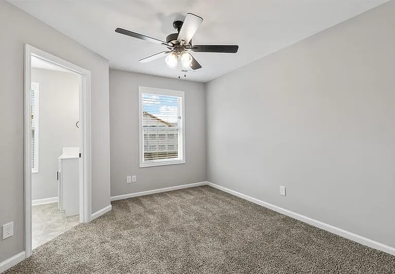 1115 Hillwood Dr — Photo 16