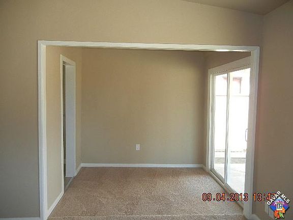 3rd image of 1102 W Avenue J15