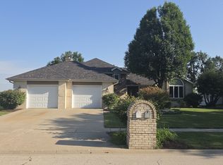 1223 Wales Ct, Shorewood, IL 60404