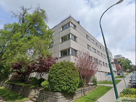 2nd image of 1101 Harwood St #03bd21887