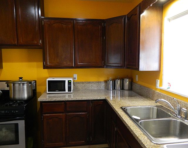 2nd image of 9532 Wilmington Ave