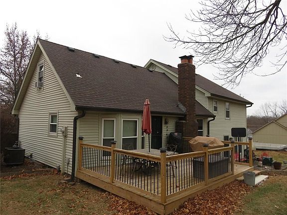 3rd image of 7018 E 70th St