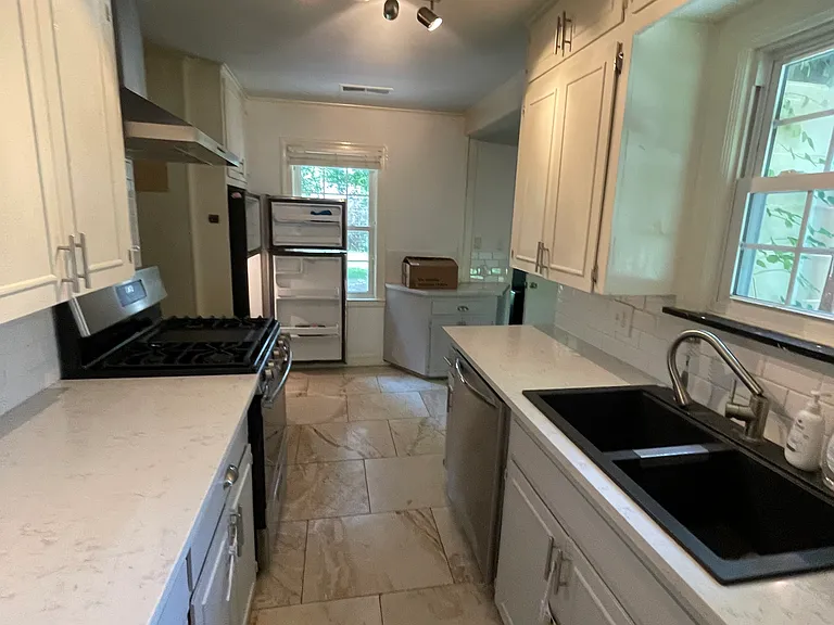 3008 S Cincinnati Ave — Photo 14